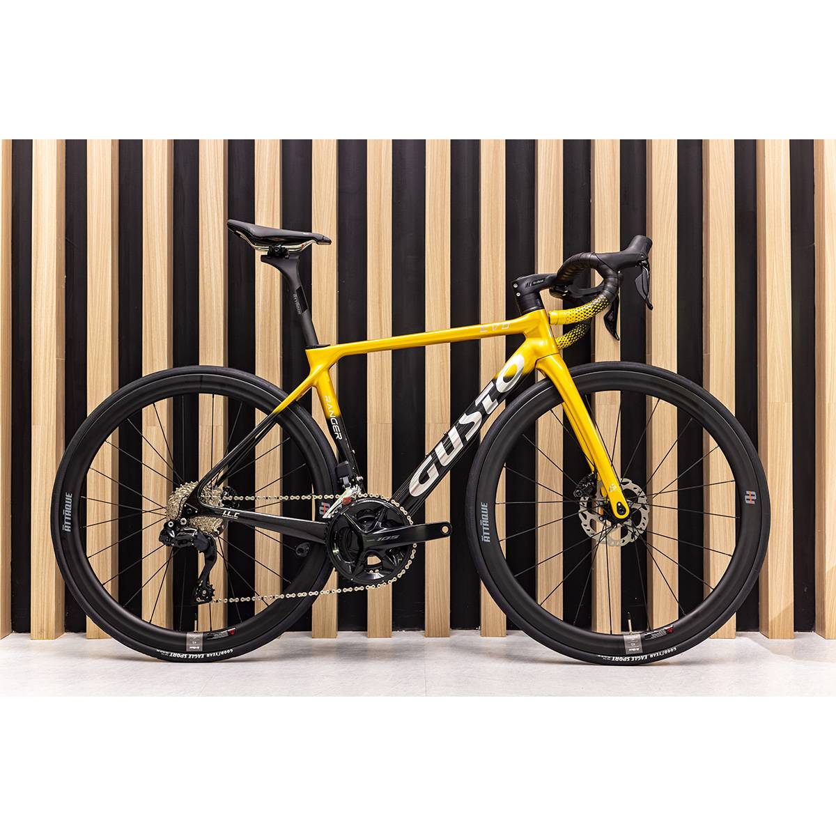 GUSTO RANGER EVO SPORT Team Limited 105 Di2 12-Speed All Rounder